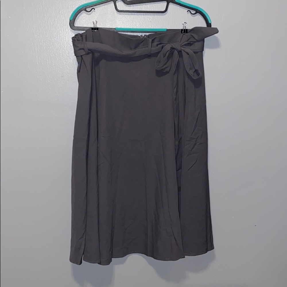 Grey self tie skater skirt